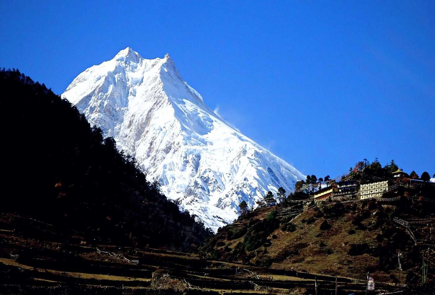 Tea house stop on the Manaslu Circuit Trek